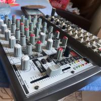 Mixer XENYX 1202 FX