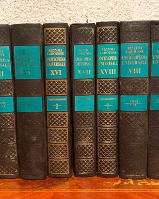Enciclopedia  Rizzoli con annuari e aggiornamenti