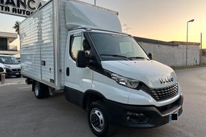 Iveco Daily 35c14 2022 Box con Sponda