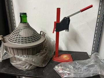 Damigiana macchinetta per tappare