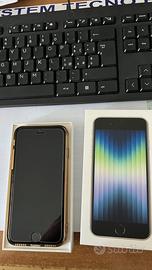 Apple smartphone SE 2023.