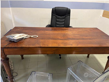 Tavolo in legno massello stile rustico 800