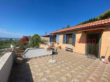 Villa o villino Mondragone [Cod. rif 3312019VRG]
