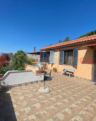 Villa o villino Mondragone [Cod. rif 3312019VRG]