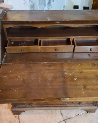 Mobile ribalta / scrittoio in legno con cassetti
