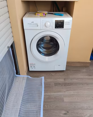 frigo, microonde e lavatrice 