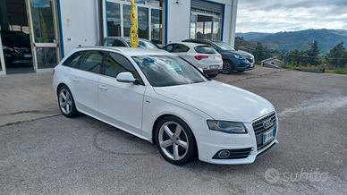 Audi A4 Avant 2.0 TDI SLINE