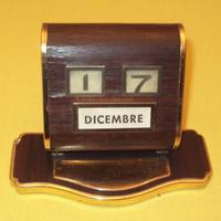 Calendario perpetuo da scrivania