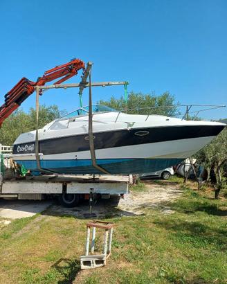 Barca a motore chris craft crowne 26