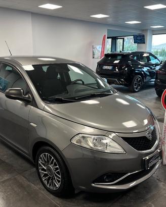 Lancia Ypsilon 1.2 GPL Gold Ecochic