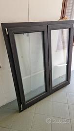FINESTRA PVC 1330X1395