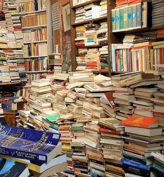 LIBRI, RIVISTE, FUMETTI