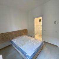 Singola in appartamento femminile