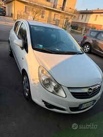 Opel corsa 2009