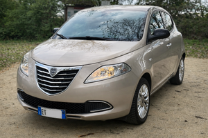 Lancia Ypsilon Gold 1.2 – 81.000 km –