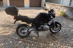 BMW R1200R