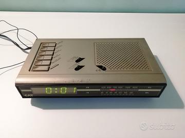 Radio Cat Vintage