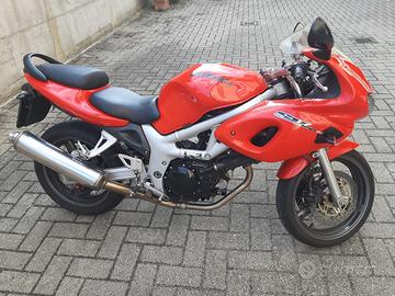 Suzuki SV650 s rossa