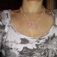 BellissimaCollanaNuovaInPietreNaturaliDiQuarzoRosa