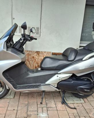 Scooter Honda Silver Wing 500