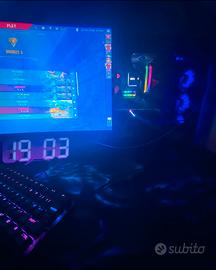 Pc gaming competitivo fortnite valorant 