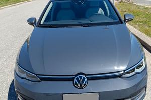  VW Golf 8 eTSI Style DSG, 2021, 55.000 km.