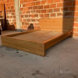 Elementi d'arredo Ikea
