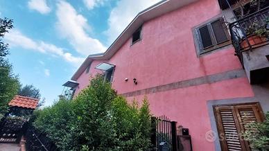 Riposto:panoramico appartavilla 3 vani con garage