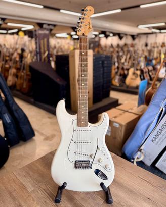 FENDER STRATO PLAYER PF POLAR WHITE
