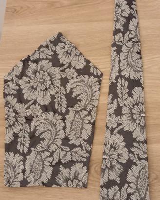 Cravatta + pochette stile floreale anni 90 
