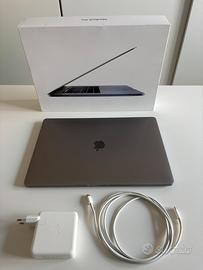 MacBook Pro (15 pollici, 2018) - Grigio siderale