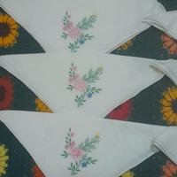 12 tovaglioli di finissima stoffa 