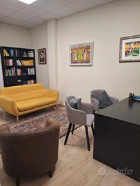 Stanza in studio per Psicologo Psicoterapeuta