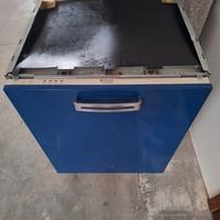 Lavastoviglie  da incas Ariston Hotpoint mai usata