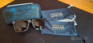 occhiali Blenders x Redbull
