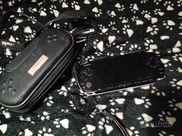 PSP SONY con caricatore originale
