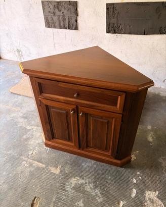 Mobile angolare in legno