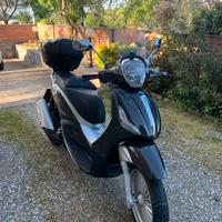 Scooter Piaggio Beverly 300