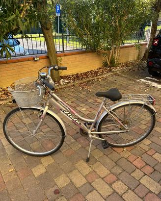 Bici Donna Atala Esprit 28" - 6 Marce - Ferrara -