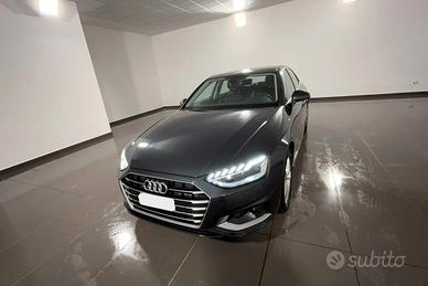 Audi A4 40 TDI quattro S tronic Business Advanced