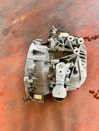 Cambio Mercedes-benz classe B 220d 177 CV A. 2017