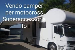 Camper allestito su atego Mercedes-benz