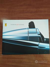 Depliant di Ferrari e supercars 