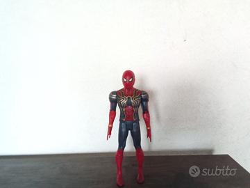pupazzo di spiderman 