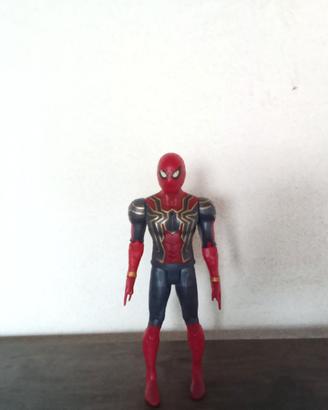 pupazzo di spiderman 