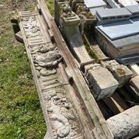 Antico camino in pietra scolpita