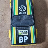 1462NN-Burago Volkswagen Golf Gti 1:24