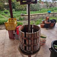 attrezzatura per fare il vino