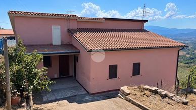 PORZIONE DI BIFAMILIARE A PALIANO