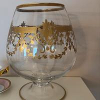 vaso di lusso in vetro decorazioni dorate